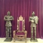 Queen Throne / Red & Gold