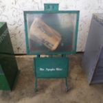 WEATHERED GREEN NEWSPAPER DISPENSER - Image 4