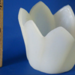 WHITE FLOWER CANDLE HOLDER