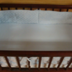 DARK WOOD CRIB - Image 3