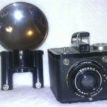 VINTAGE BROWNIE FLASH SIX 20